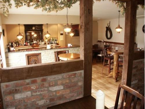 The Commercial Hotel Tarland Экстерьер фото